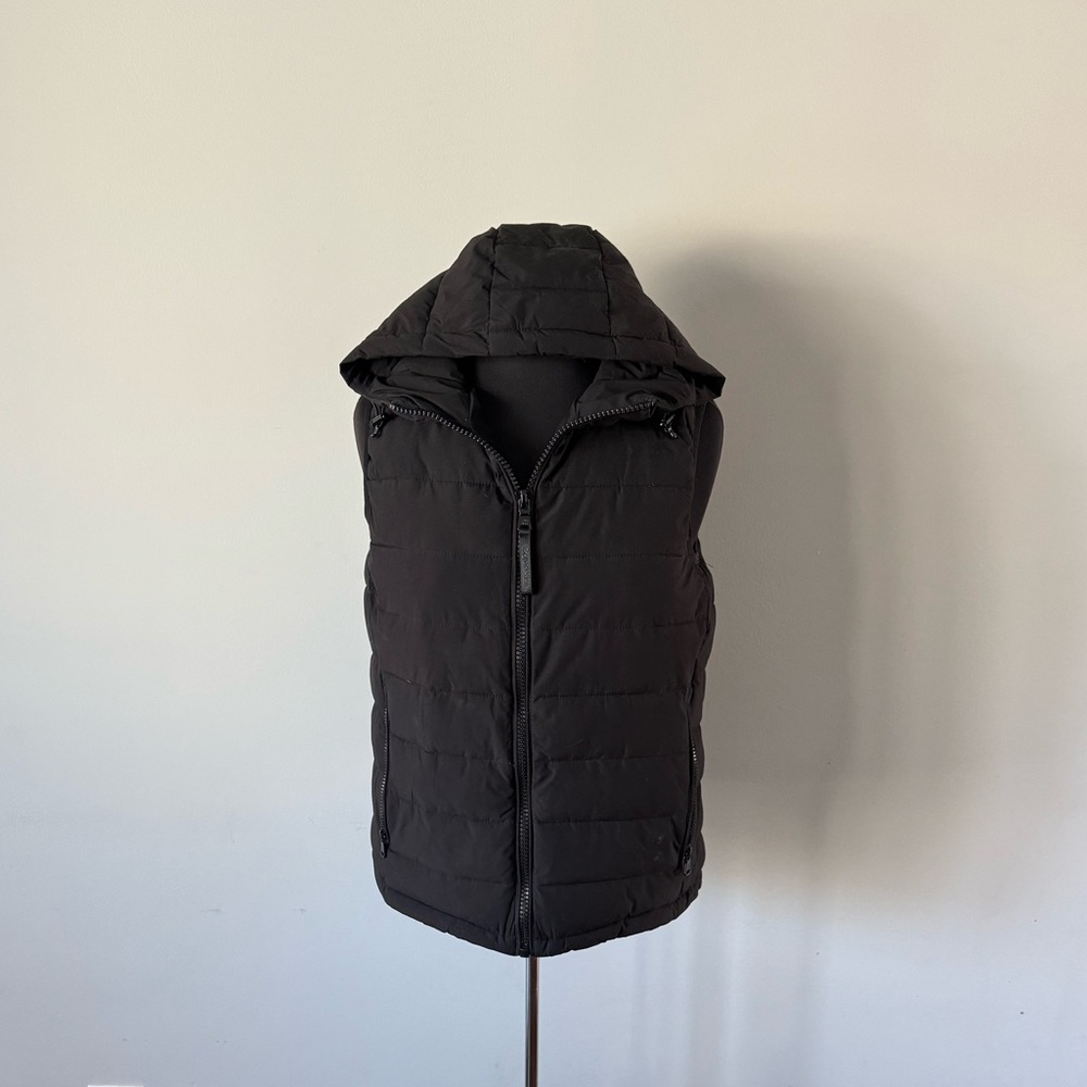 🚨LIKE NEW🚨 Calvin Klein vest